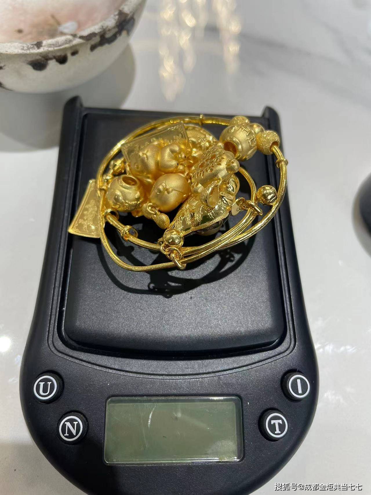 武义县最新24小时上门回收金价方法分析(最方便真实的武义县24小时上门回收黄金方法)